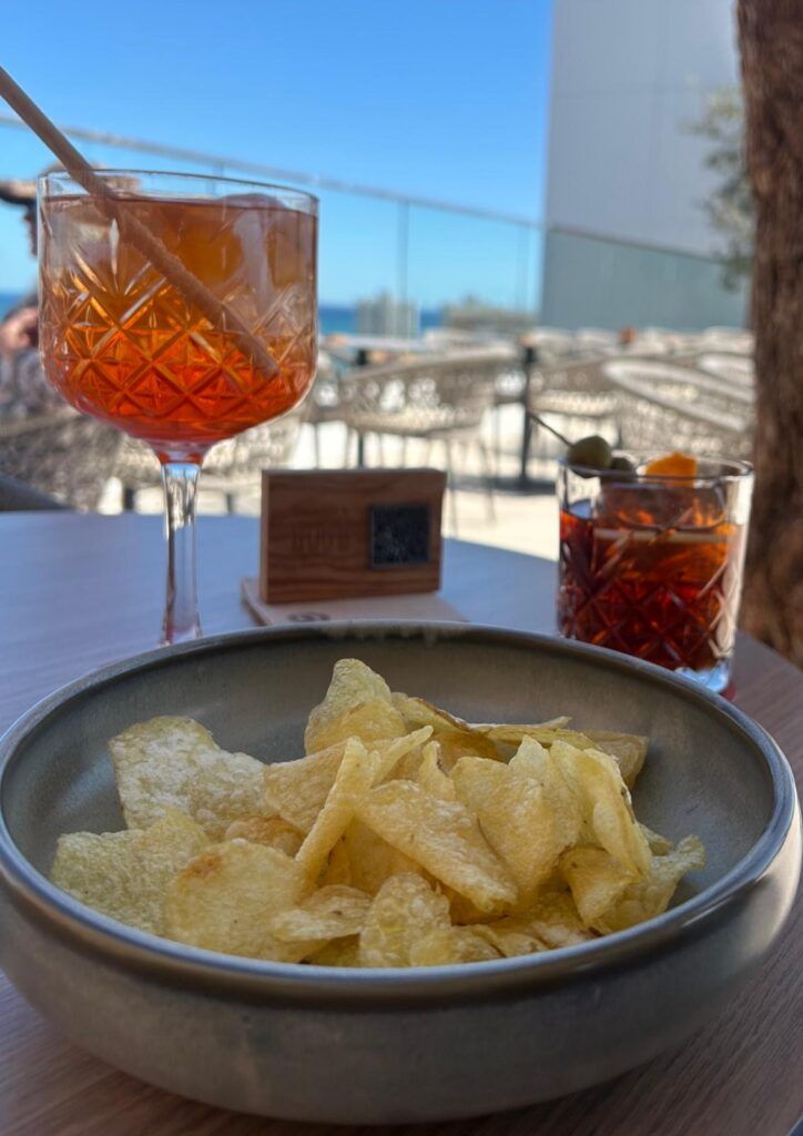 Boga Sky Lounge, el rooftop del Hotel Port Alicante City & Beach donde vivirás momentos inolvidables - Gastronomía y Moda