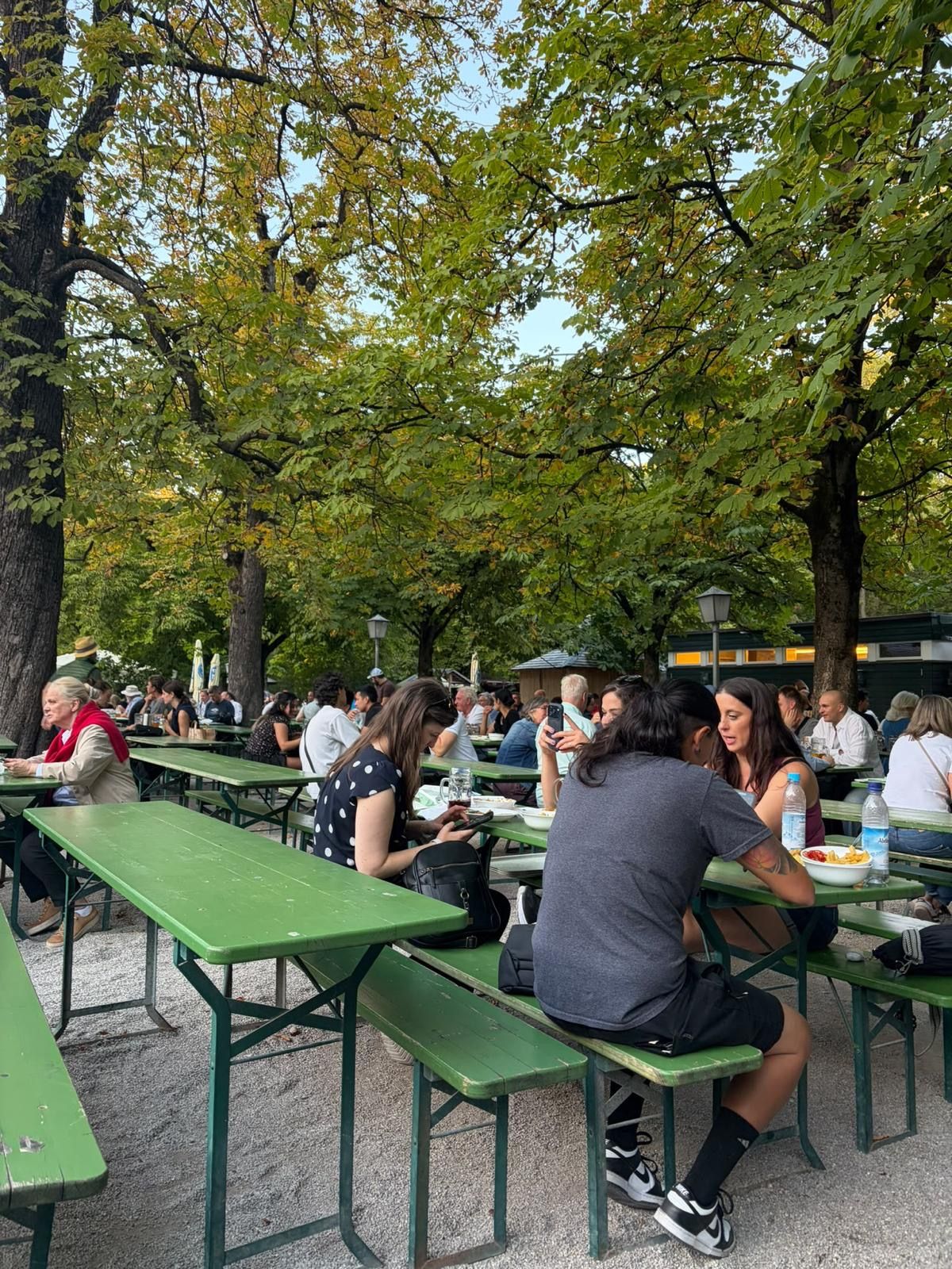 Englischer Garten de Múnich: naturaleza, cerveza y el sabor de una auténtica Brezel bávara - Gastronomía y Moda