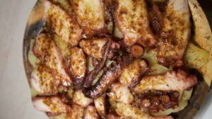 El descubrimiento del verano en Málaga: pescaito frito y espetos en La Más Fría - Gastronomía y Moda