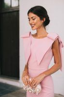 Trucos para estilizar la figura con tu look de invitada - Gastronomía y Moda