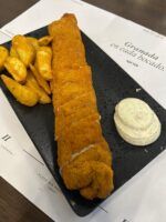 Los Manueles, donde cada bocado es un viaje de sabor irresistible a la comida tradicional granadina - Gastronomía y Moda