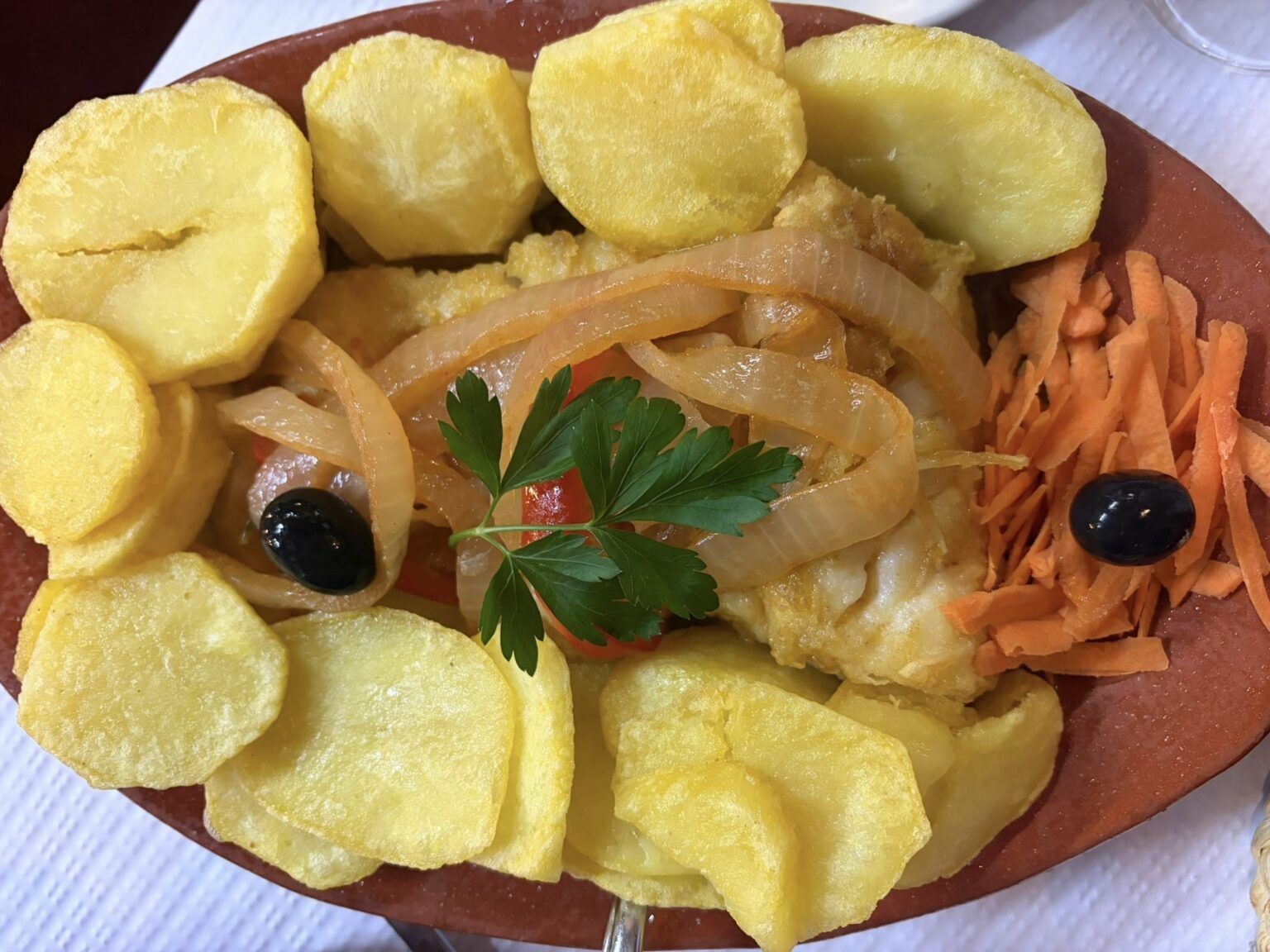 Tasquinha Dom Ferreira, cocina tradicional portuguesa con alma popular en el corazón de Braga - Gastronomía y Moda