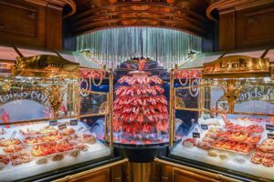 Les Grands Buffets: el templo de la gran cocina francesa y homenaje vivo a Auguste Escoffier: Lujo accesible, recetas legendarias y vinos excepcionales - Gastronomía y Moda