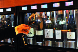 Les Grands Buffets: el templo de la gran cocina francesa y homenaje vivo a Auguste Escoffier: Lujo accesible, recetas legendarias y vinos excepcionales - Gastronomía y Moda