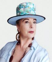 Teresa Carreira: artesanía exclusiva que eleva el sombrero cordobés a una pieza de alta creación - Gastronomía y Moda