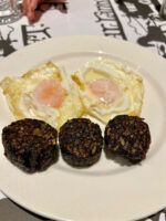Hotel Landa (Burgos): la mítica morcilla de arroz con huevos fritos que tienes que probar - Gastronomía y Moda