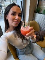 La influencer Ana Isabel Pareja desvela el plan perfecto antes de la Feria de Abril en Sevilla - Gastronomía y Moda