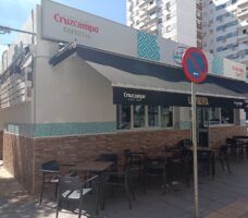 El bar 'Real' que llega al barrio sevillano de Pino Montano - Gastronomía y Moda