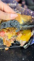 Ana Isabel Pareja señala en The Champions Burger la hamburguesa que más le sorprendió en Dos Hermanas - Gastronomía y Moda