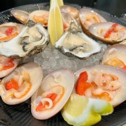 Restaurante Juan Carmona, producto del mar y buen servicio en Torremolinos - Gastronomía y Moda