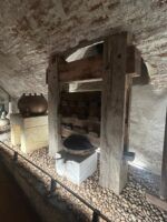 Los perfumes, una tendencia al alza, tienen su patio preferido y está en Granada - Gastronomía y Moda