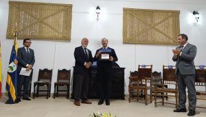 La DOP del Condado de Huelva celebra el 90 aniversario reconociendo a la Caja Rural por el apoyo constante al sector - Gastronomía y Moda