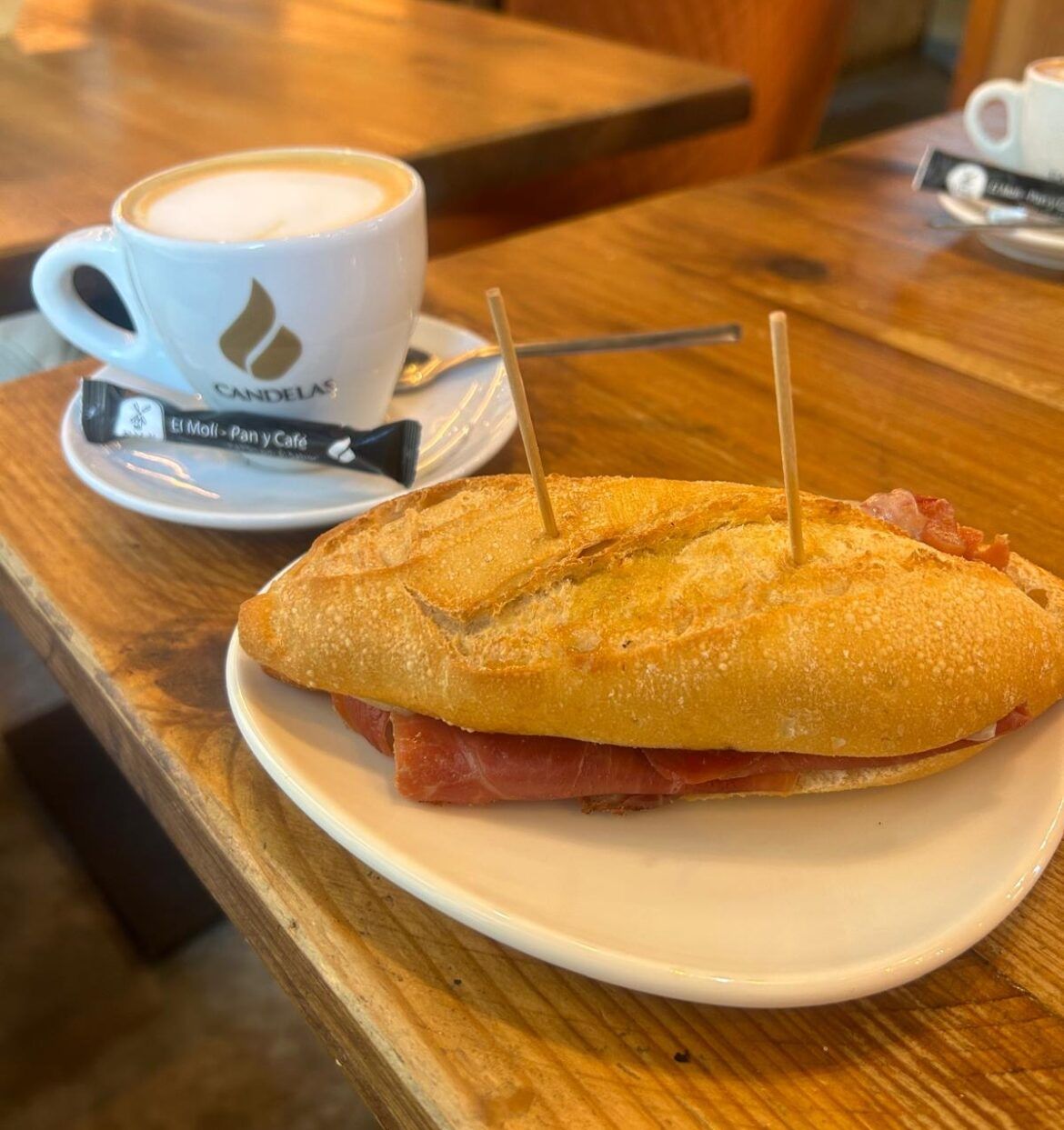 El Molí Pan y Café: desayunos con el sabor auténtico del pan de antaño El Molí Pan y Café: desayunos con el sabor auténtico del pan de antaño - Gastronomía y Moda
