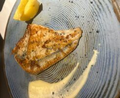 Amura, el restaurante a la altura del icónico faro de cabo de Palos - Gastronomía y Moda
