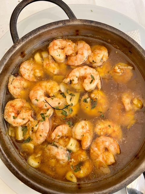 Restaurante Juan Carmona, producto del mar y buen servicio en Torremolinos - Gastronomía y Moda