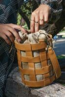 MARABARA la firma española de bolsos artesanales presenta MEADOW, una invitación a conectar con la naturaleza - Gastronomía y Moda
