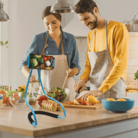 ALDI pone a la venta un soporte para el móvil por tan solo 5,99 euros - Gastronomía y Moda