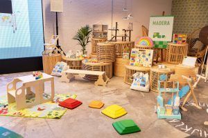 La mitad de las familias españolas prefieren comprar juguetes de madera y que sean responsables según un estudio de ALDI - Gastronomía y Moda