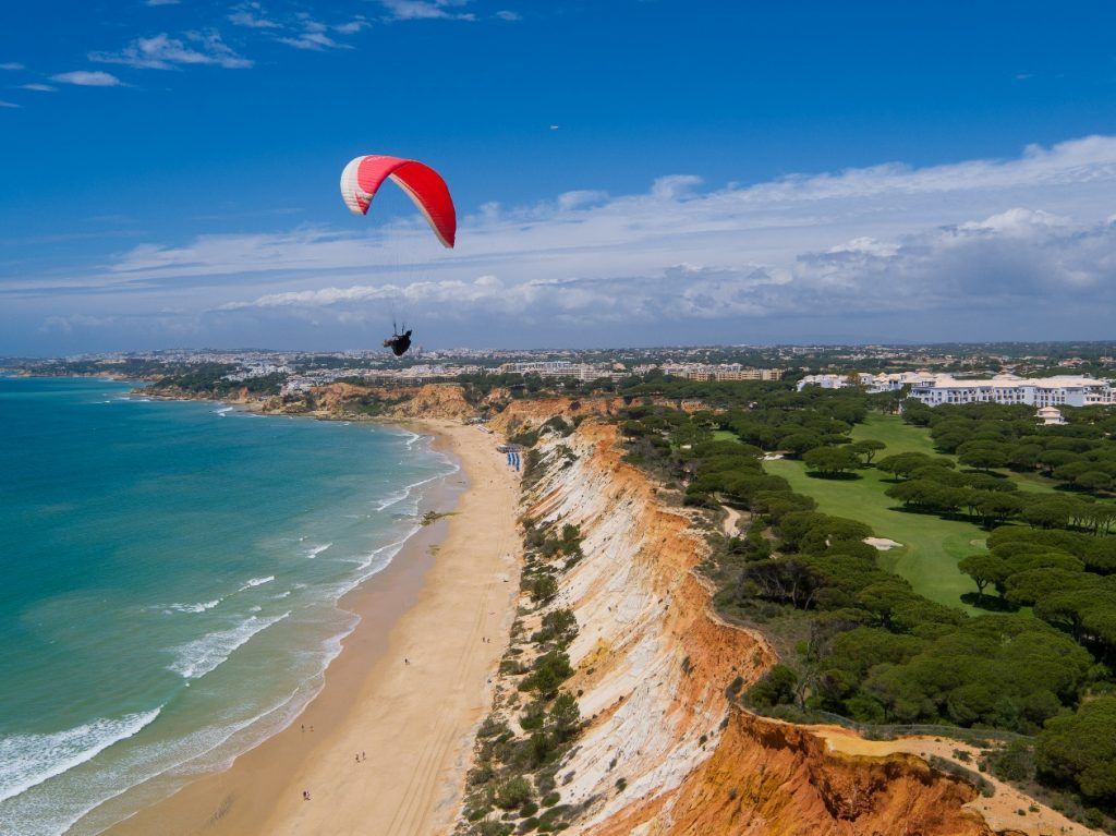Motivos para adorar la Playa de Falesia en el Algarve Motivos para adorar la Playa de Falesia en el Algarve - Gastronomía y Moda