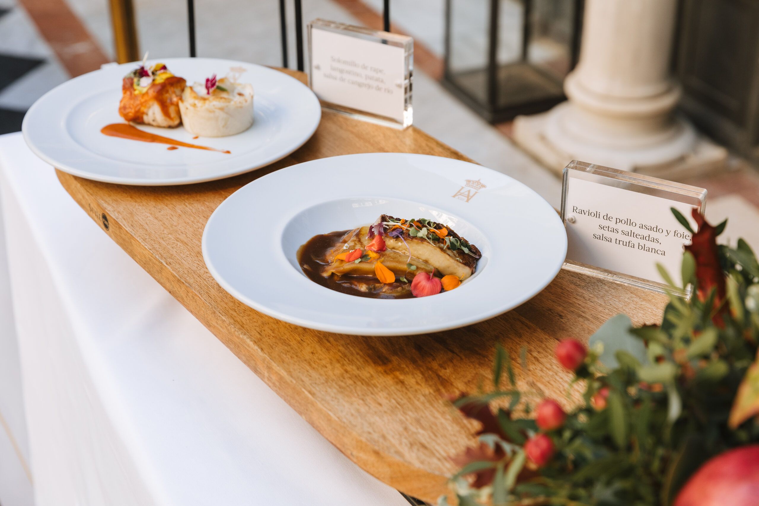 El hotel Alfonso XIII ratifica un año más su espíritu solidario con sus menús de Navidad a beneficio del Banco de Alimentos de Sevilla - Gastronomía y Moda