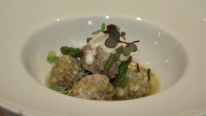 La DOP Torta del Casar celebra diez años de rutas gastronómicas en Cáceres con recetas que convierten el queso extremeño en alta cocina - Gastronomía y Moda