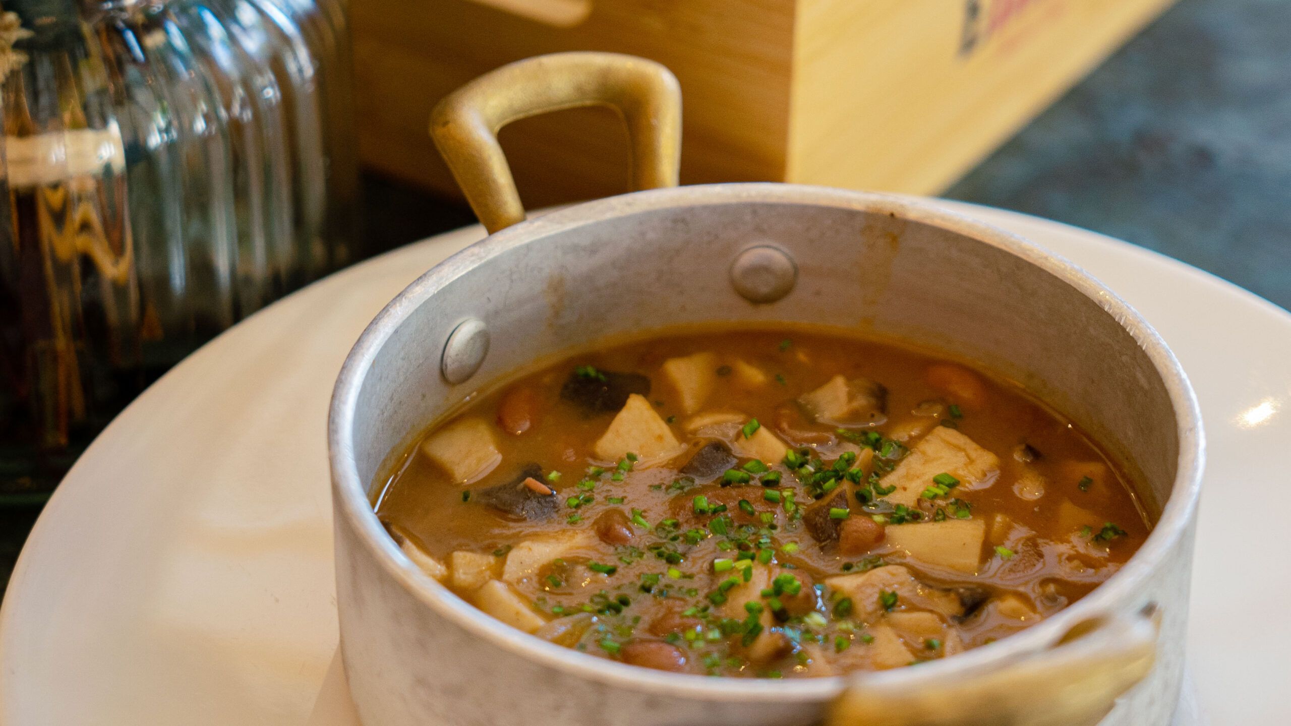 Las Jornadas de la Cuchara devuelven el protagonismo a los guisos tradicionales en el Grupo Manolo Mayo - Gastronomía y Moda