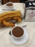 Casa Aranda, el templo de los churros con chocolate en Málaga - Gastronomía y Moda