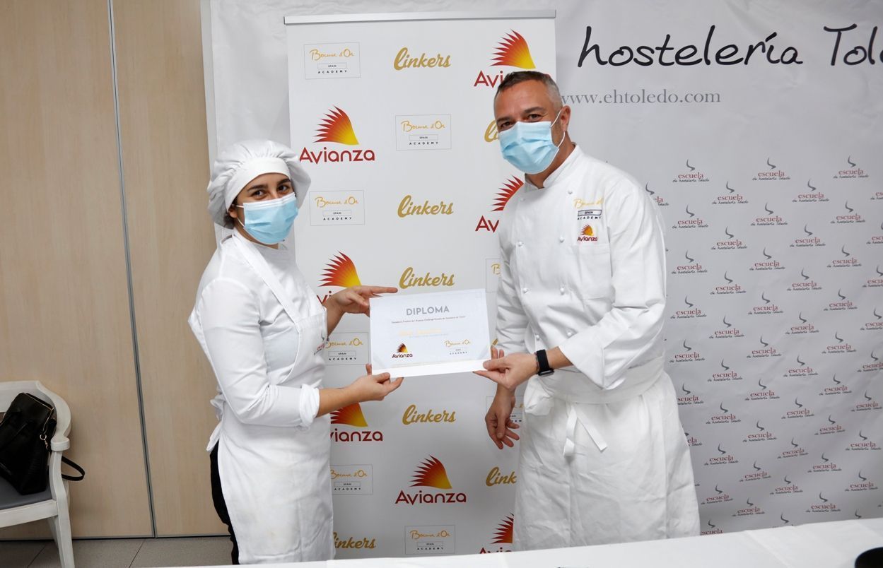 Itziar García Rico-Gil, de la Escuela de Hostelería, se alza con el primer Avianza Challenge - Gastronomía y Moda