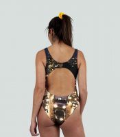 Swim Against, el estampado que te quiere concienciar - Gastronomía y Moda