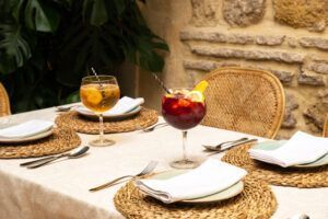 Bodegas Mezquita Céspedes, en Córdoba, tercer mejor restaurante casual del mundo, según Tripadvisor - Gastronomía y Moda