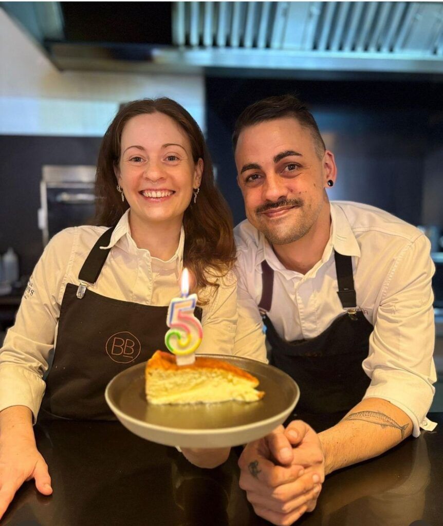 Barra Baja, 5 años de “cocina de mercado” en el que, en vivo y en directo, dos chefs cocinan a 4 manos para sus comensales - Gastronomía y Moda