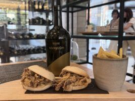 Visitamos Tablafina Sevilla y su cocina pensada para compartir junto a los vinos de Colonias de Galeón - Gastronomía y Moda