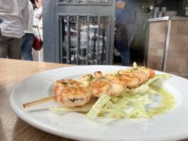 Paco Garnés, el último romántico de la hostelería sevillana, se despide de El Tremendo - Gastronomía y Moda