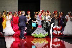Premios Aromas - Siempre Así y Antonio Canales reciben el Premio Flamenco en la Piel por su Trayectoria en el marco de SIMOF 2022 - Gastronomía y Moda