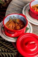 Casa Aníbal rinde homenaje a los guisos tradicionales con el ciclo gastronómico A Fuego Lento en Sevilla