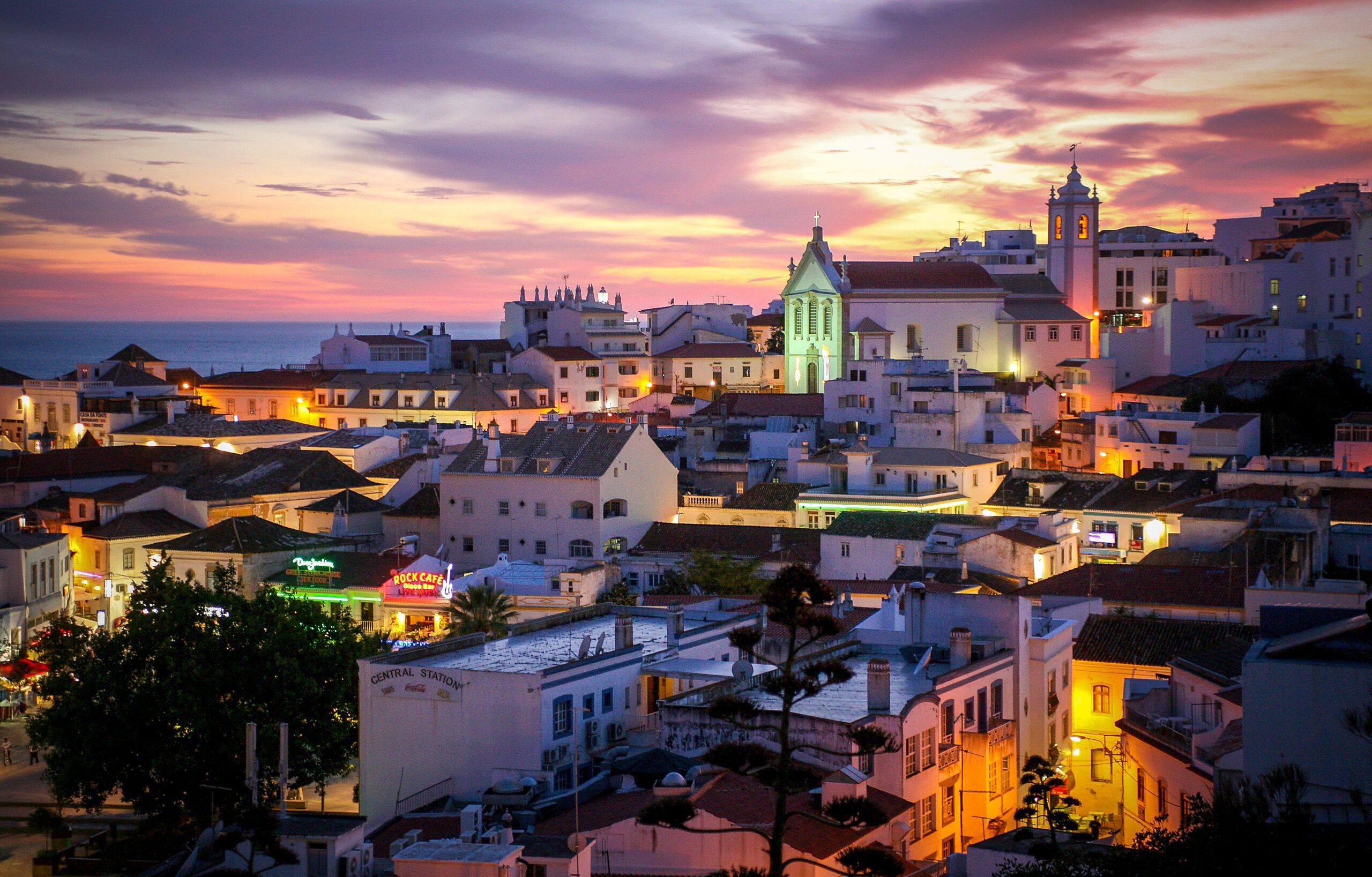 Albufeira presenta en Sevilla sus novedades 2026 y refuerza su liderazgo como destino activo y sostenible en el sur de Portugal - Gastronomía y Moda