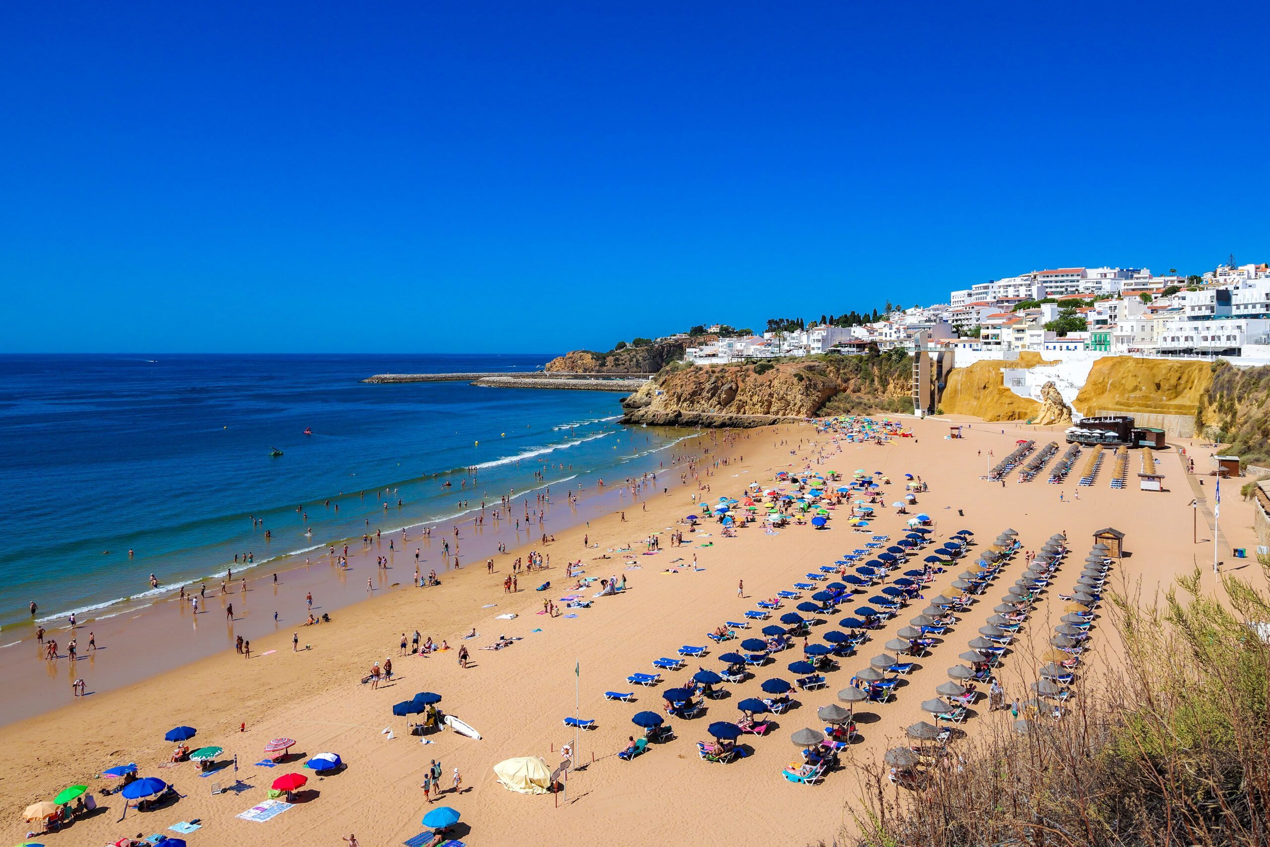 Albufeira presenta en Sevilla sus novedades 2026 y refuerza su liderazgo como destino activo y sostenible en el sur de Portugal - Gastronomía y Moda