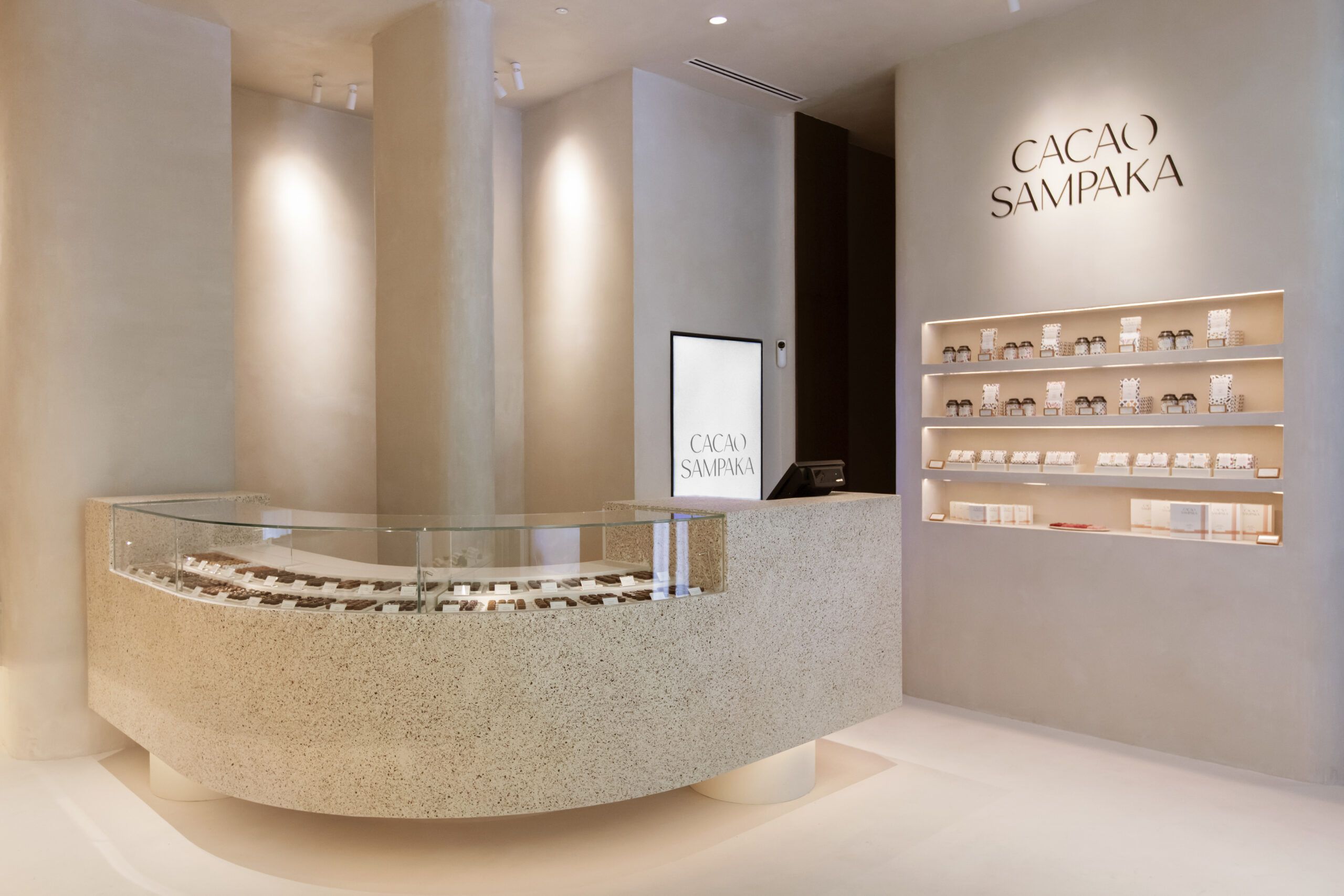 Cacao Sampaka celebra su veinticinco aniversario con la apertura de su primera flagship store en la milla de oro de Madrid - Gastronomía y Moda