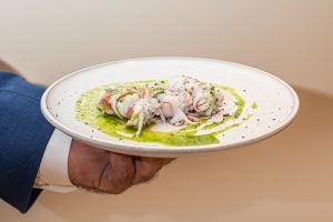 El restaurante Cal Viva del chef Leo Ramos da el salto a un nuevo espacio con enoteca y club de vinos
