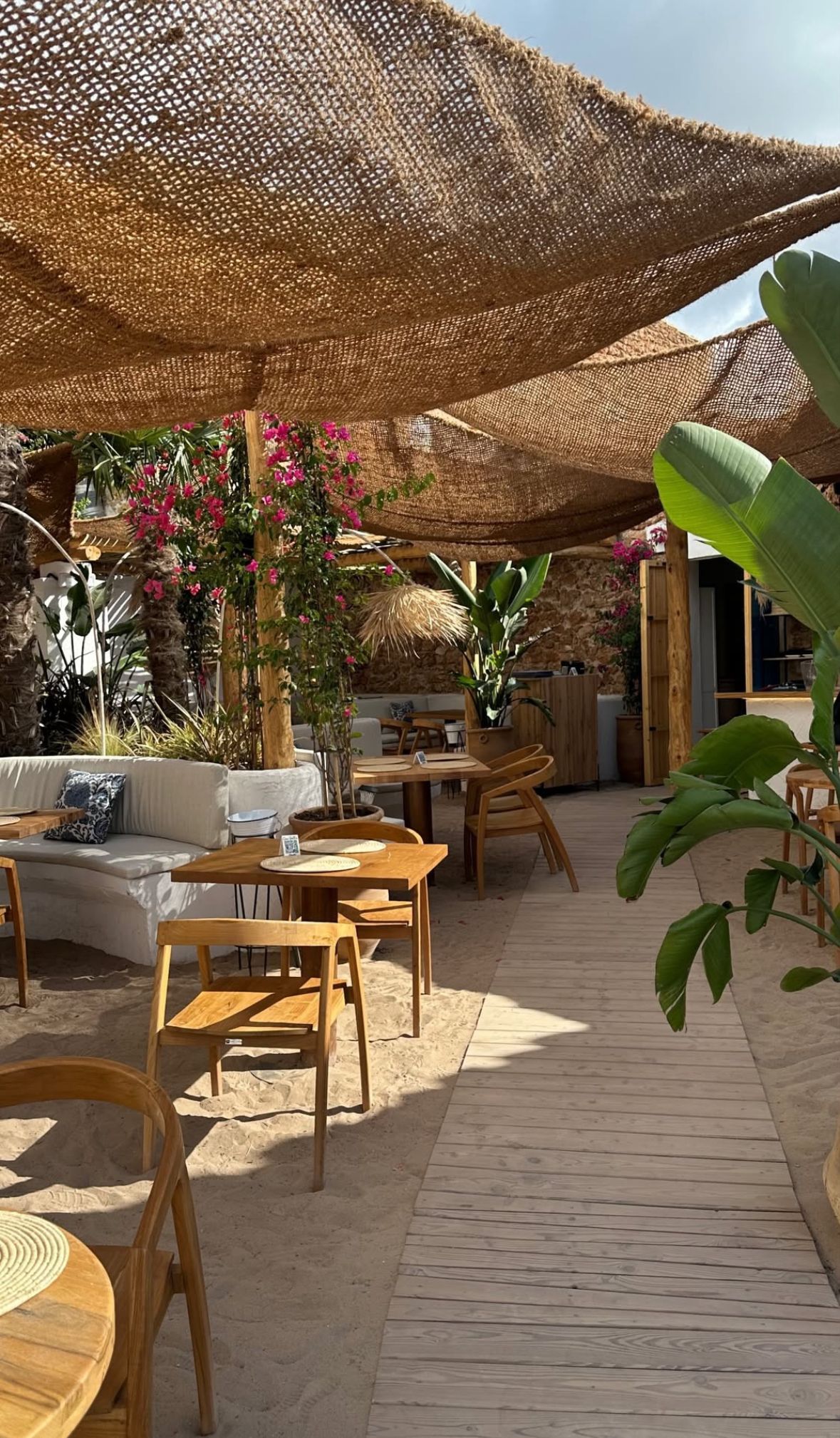 Can Vella: pasión gastronómica en Ibiza frente al mar - Gastronomía y Moda