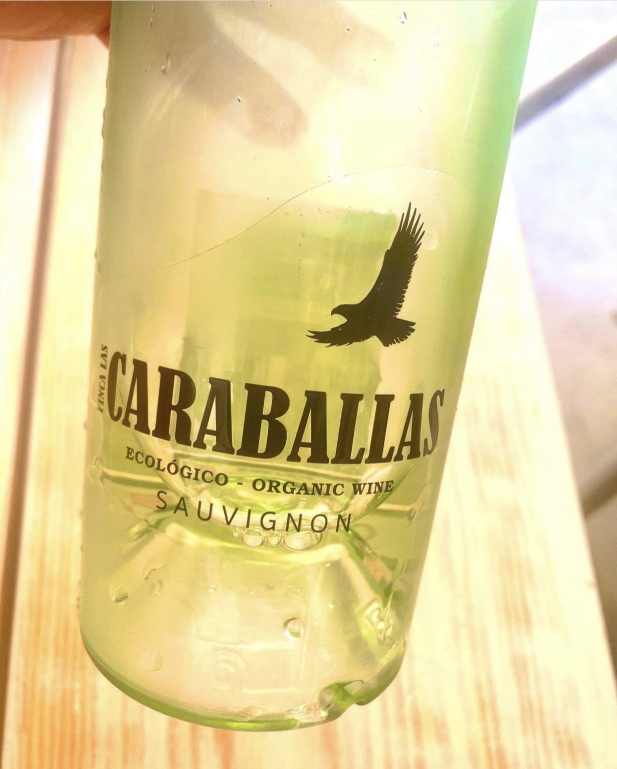 Caraballas Verdejo Ecológico: Equilibrio Natural by Carlos Herrera - Gastronomía y Moda