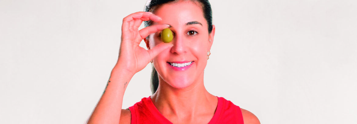 Carolina Marín impulsa la aceituna de mesa andaluza en India con una gran campaña internacional - Gastronomía y Moda