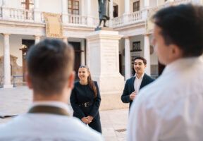 Tardana Events deslumbra en la apertura del curso universitario con un brunch valenciano para 400 invitados - Gastronomía y Moda