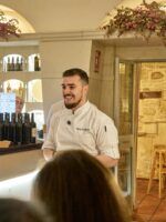 Bodegas Mezquita transforma La Última Cena en una experiencia única de gastronomía, fe y solidaridad en Córdoba - Gastronomía y Moda
