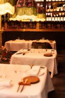 Chicarreros da el gran salto gastronómico en Sevilla y se posiciona como uno de los imprescindibles de la ciudad - Gastronomía y Moda