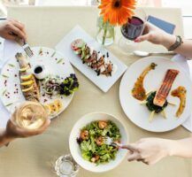 Cómo comer este verano 2024 para que el calor no te quite las ganas de sexo - Gastronomía y Moda