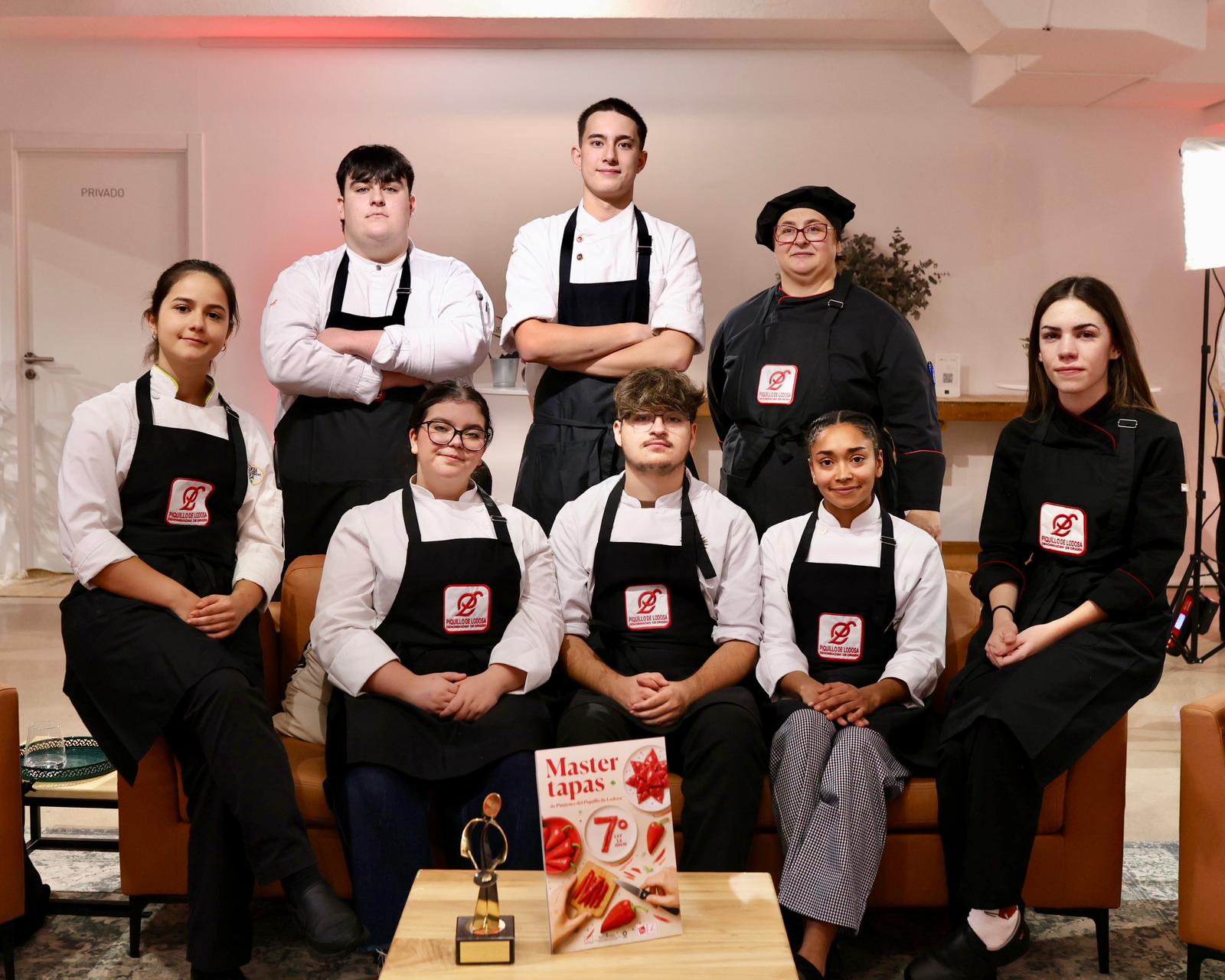 Bombón salado, la Mejor Tapa de Pimiento del Piquillo de Lodosa de 2025 que conquista la gastronomía española - Gastronomía y Moda