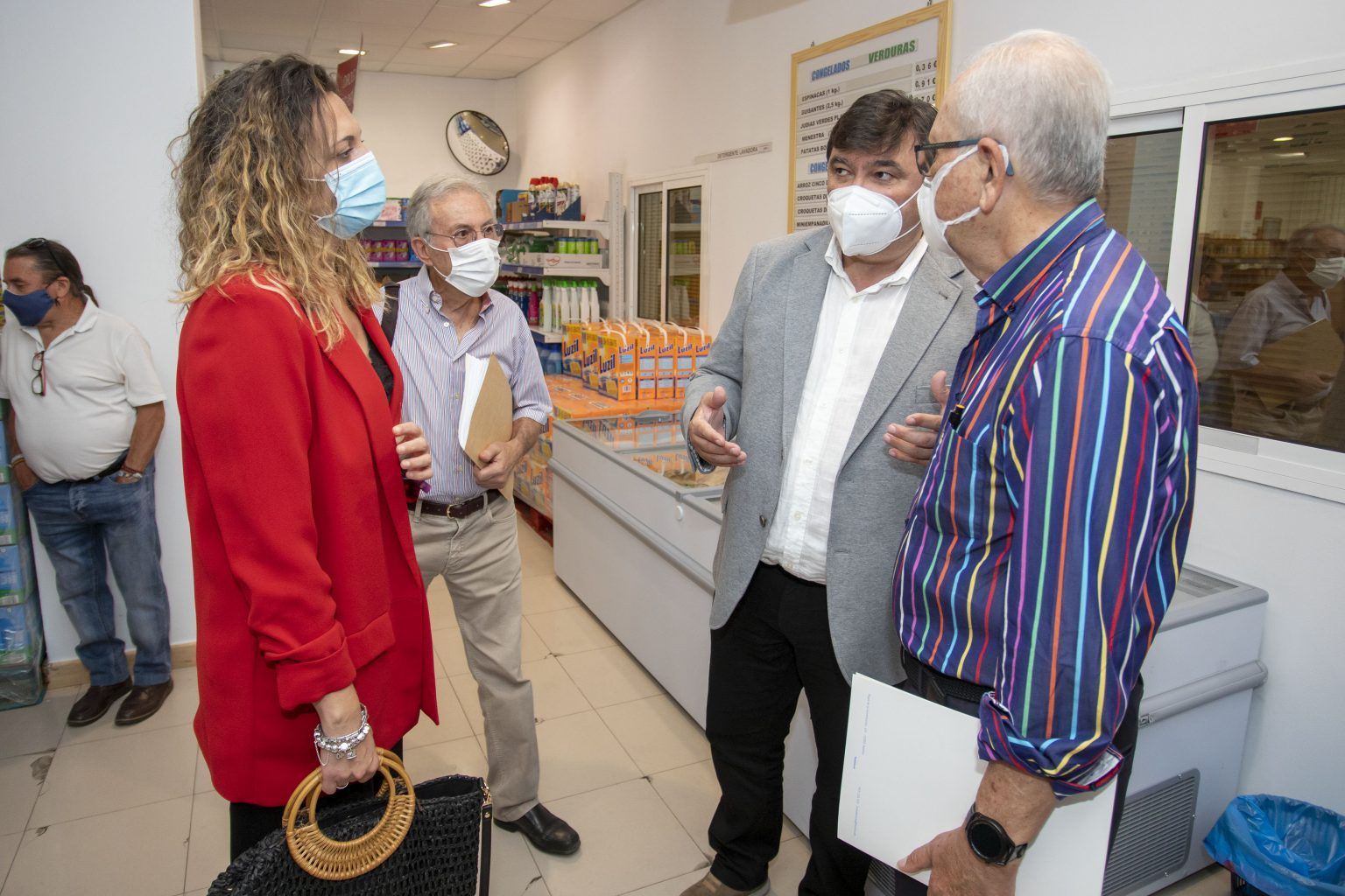 El Ayuntamiento de Huelva renueva su compromiso con Resurgir para garantizar el suministro de alimentos a 350 familias al mes - Gastronomía y Moda