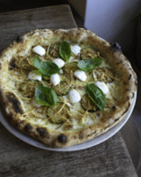Can Pizza y Mario Sandoval revolucionan la Pizza Week con una pizza solidaria cuyos beneficios irán destinados a World Central Kitchen - Gastronomía y Moda