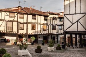 Cómo seguir los pasos del Cid en Burgos en cinco paradas imprescindibles - Gastronomía y Moda